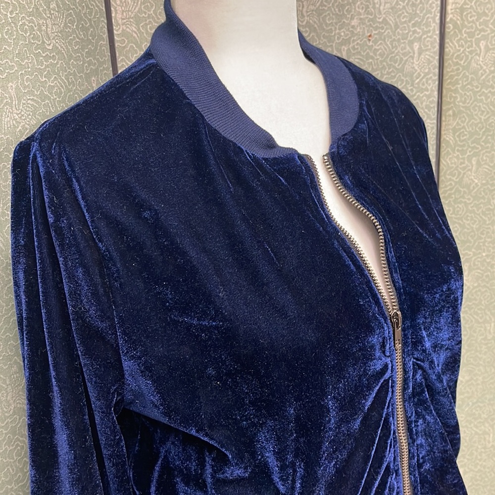 Amaryllis velvety Jacket š - Picture 2 of 6
